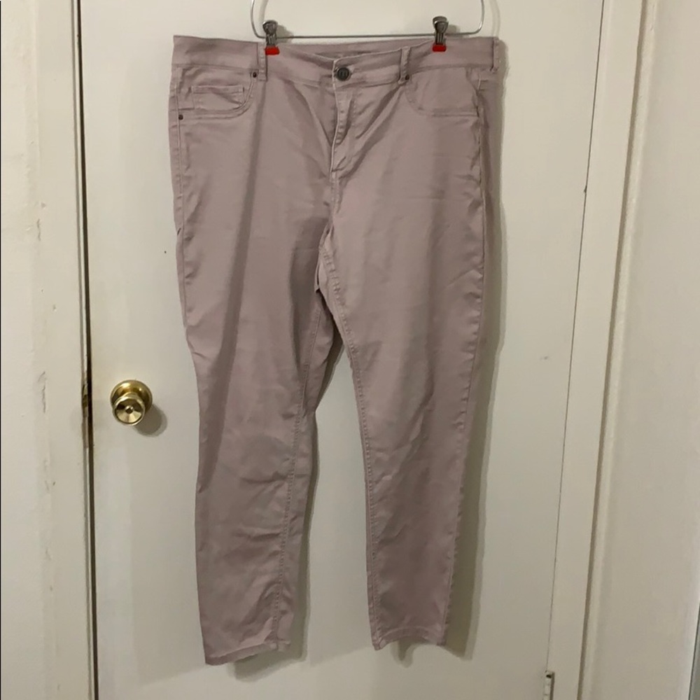 Maurice’s light mauve/beige jeggings
